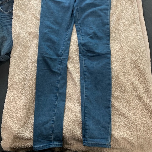 Forever 21 jeans - Picture 3 of 3